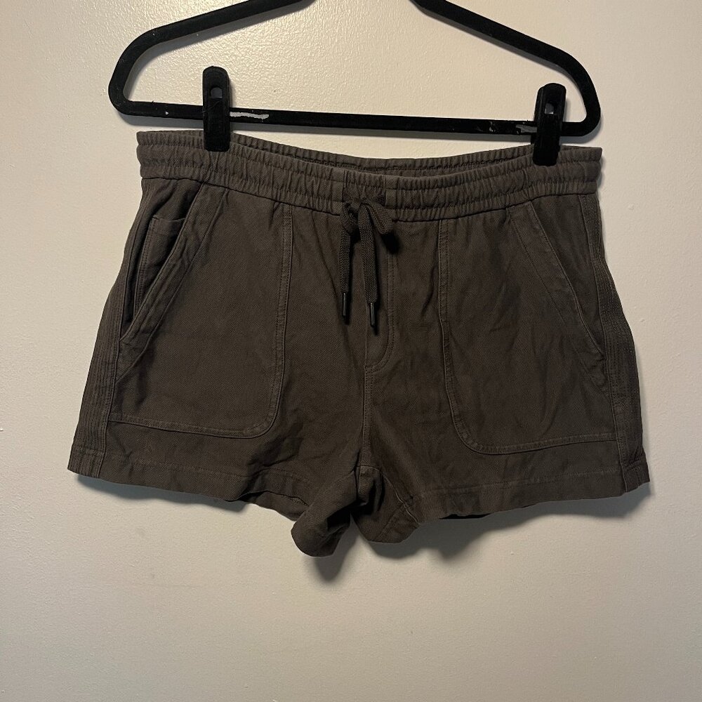 Athleta Farallon Shorts Gray Stretch Drawstring Casual – Women’s Size 12